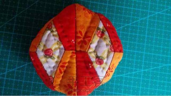 @拼布童话 的作业：耳机线收纳包。制作精致，配色也不错，还做了第二种配色哦！/强/玫瑰/玫瑰 第1张