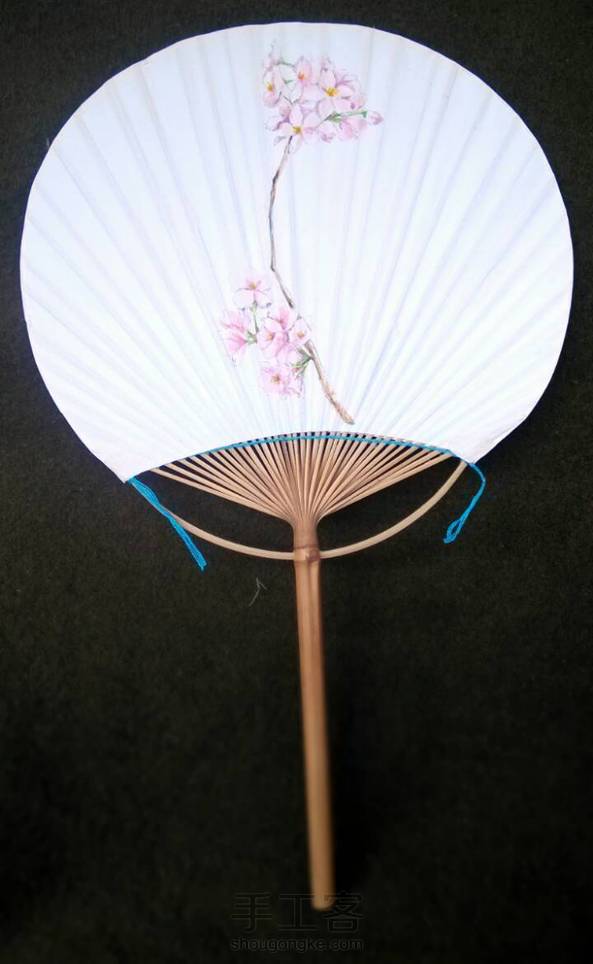 今年继续画团扇，本季主打樱花哦~🌸🌸🌸 第4张