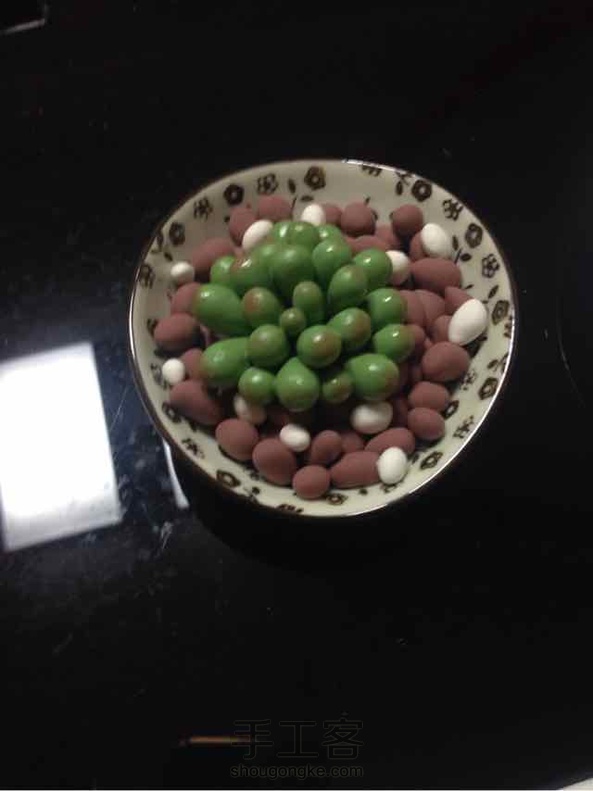 有点失败，多肉和石头的比例不太对，呵呵 第1张