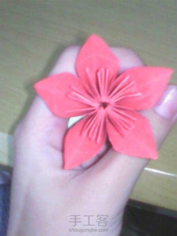 手残党的第一个作品。