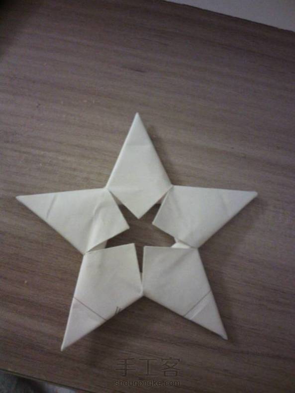 第一次学做折纸，还不错啦！