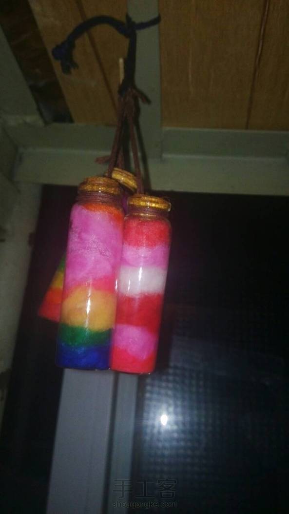 羊毛毡星云瓶，一般般挂在床头。淘宝买十个瓶子就给我坏了四个。 第8张