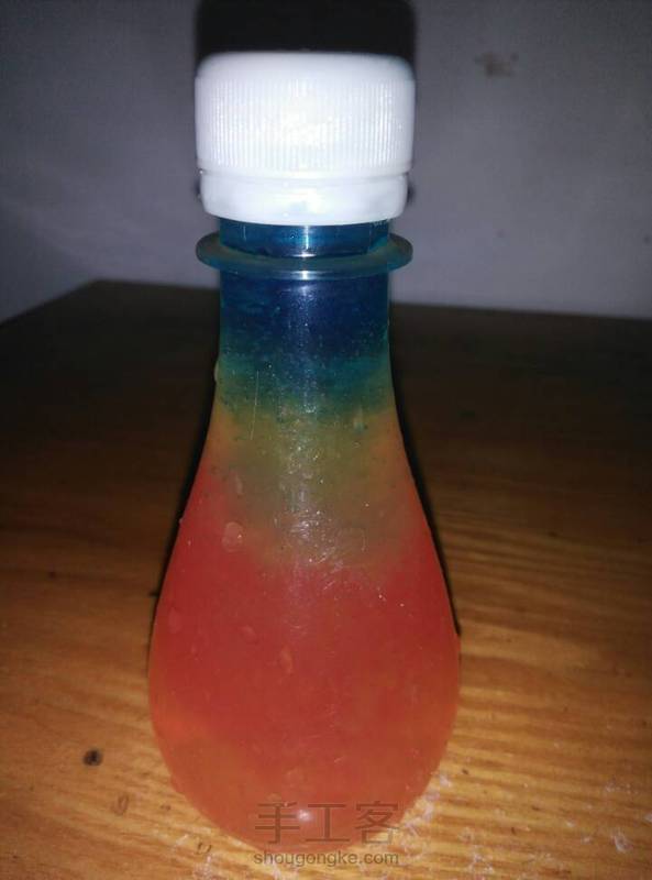 玻璃瓶没有     只好运塑料瓶待替   还行吧