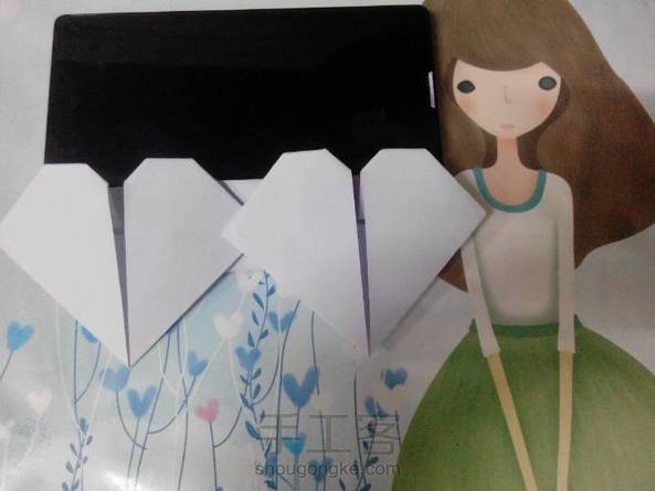 等待爱情降临。