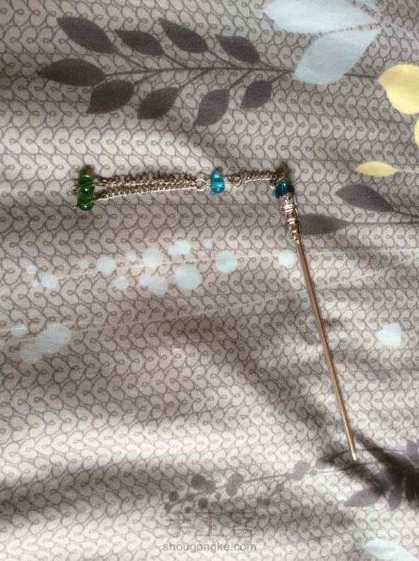 伦家的处女作
 第1张