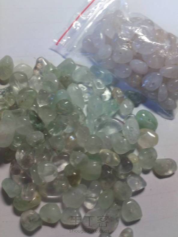 接我的上一条，换材料包的妹子可以先戳进这里~如果工具齐全（其实就三把钳子）就可以换材料包回家愉快的diy啦~