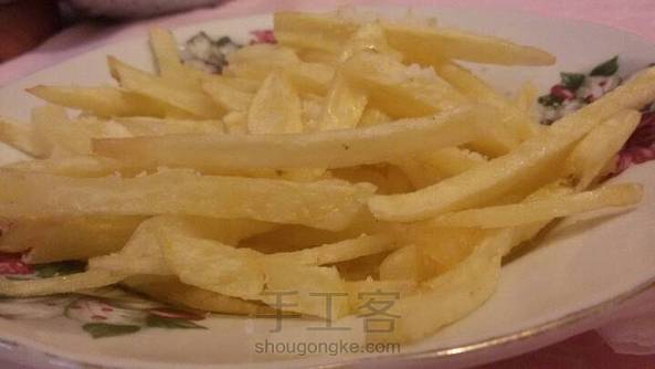 还是姐姐做的。味道不错，卖相也不错。。