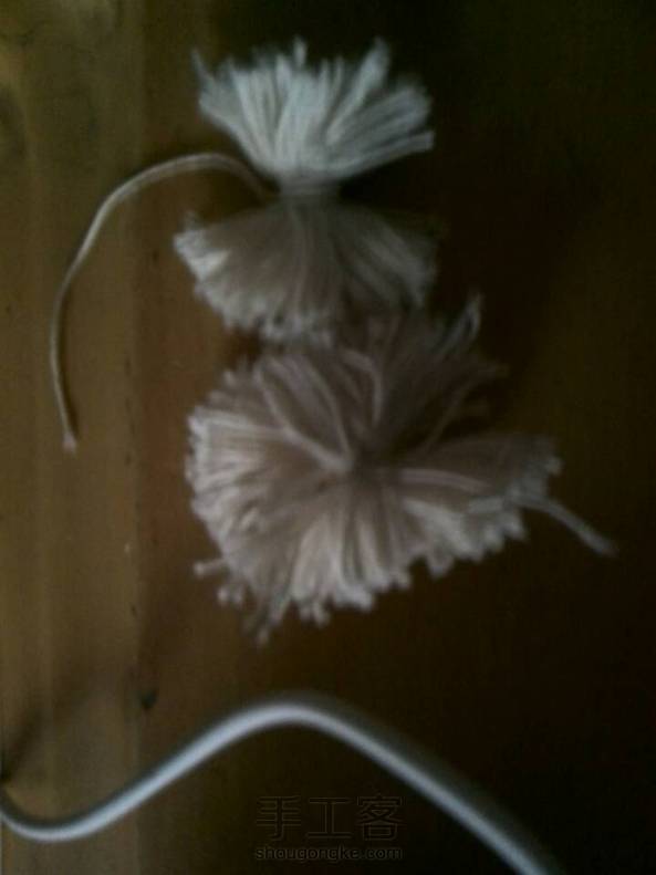 这是我做的两次，感觉好失败。。。难道是因为我的线太细了吗。。。