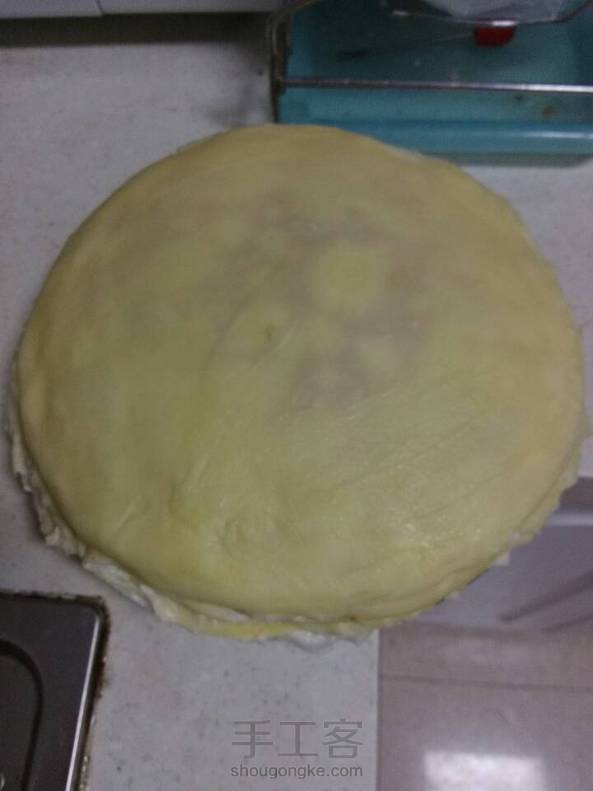 千层蛋糕，没放芒果，奶油打发没有控制好………饼皮也比较少……形还是有一点点的 第1张