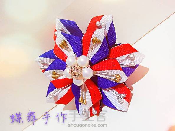 入了好久的布带一直都不知道做什么好，第一眼的感觉是做儿童款比较好吧，可我硬生生的把它做成了成人款，一直自我感觉良好的我觉得还是不错的。（自恋的毛病又范了，表喷我） 第3张