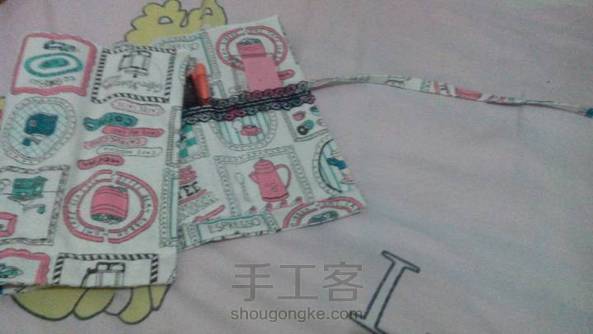 某宝新回来的小缝纫机~真心缝的好心塞~不过做好了还是很开心，第一件作品 第1张