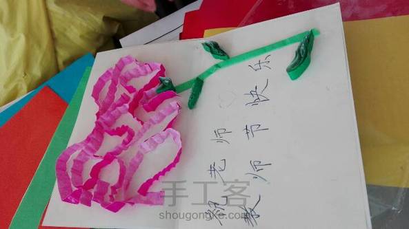 没有工具，只有折纸剪子胶水镊子，做出来实在是太不容易了T_T为神马感觉实物好丑拍照了却很上相呢。。。。