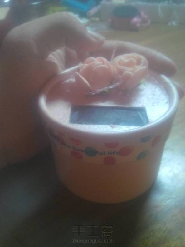 送同学的生日礼物，发了教程，没人赞，没人收藏，看了很桑心😭😭😭555555555555。只好发手工圈来宣传了😂，希望大家能收藏和赞我的教程，谢谢啦！也求关注哦！点击下面的链接是我发的教程，看到的人去看一下我的教程吧！😊 第2张