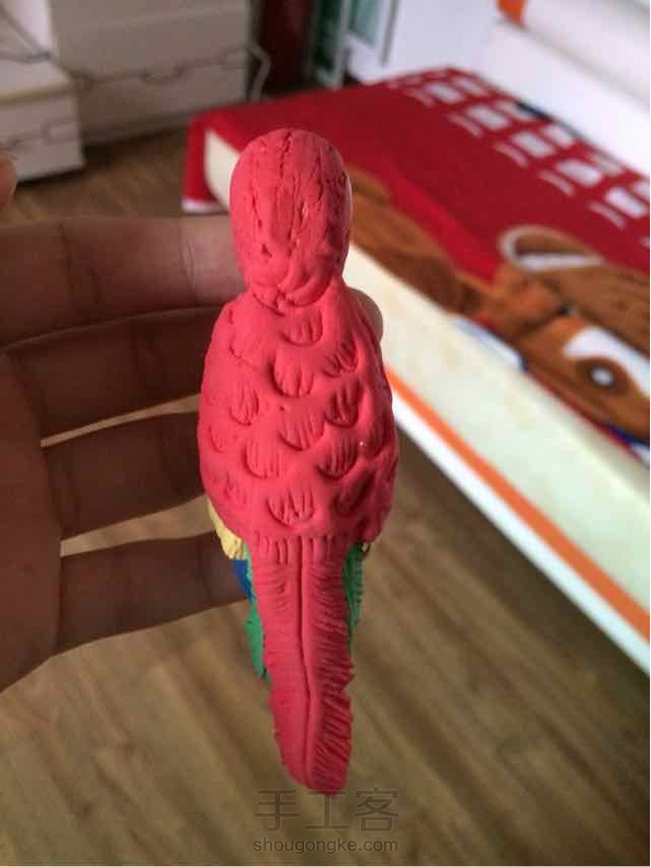 儿子非让我捏，其实好多细节捏的不到位，不过貌似发教程的老师步骤有问题啊！纯属个人意见啊，别喷我！还差爪子没装，先得瑟一下吧！ 第4张