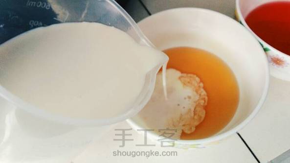 超级简单，好看又好吃软弹细滑的扣扣糖布丁😍第一次就成功啦 第4张