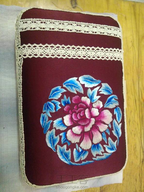 包包完成啦，今天一整天都没休息刚弄完就迫不及待很客友们分享了！我老公都说很好看呢！谢谢“独自旅行”的教程和耐心的解答！ 第1张