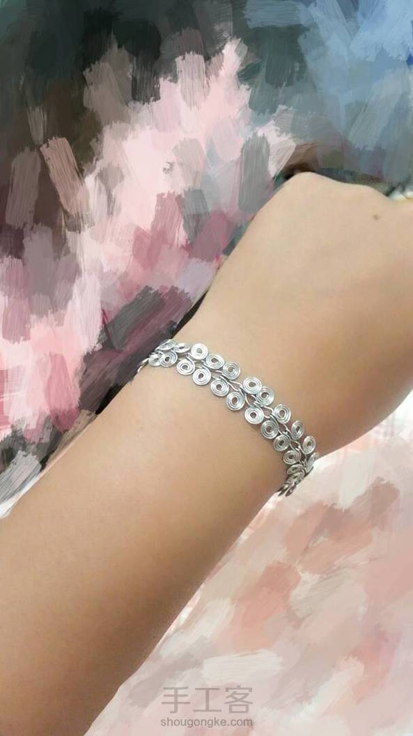 学着做了一个小版的0.5的，
实物比图片美哦=^_^=