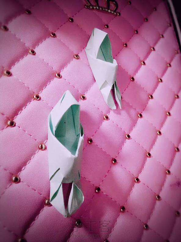 做了一大一小两个，图都有点看不懂，但还是完成了