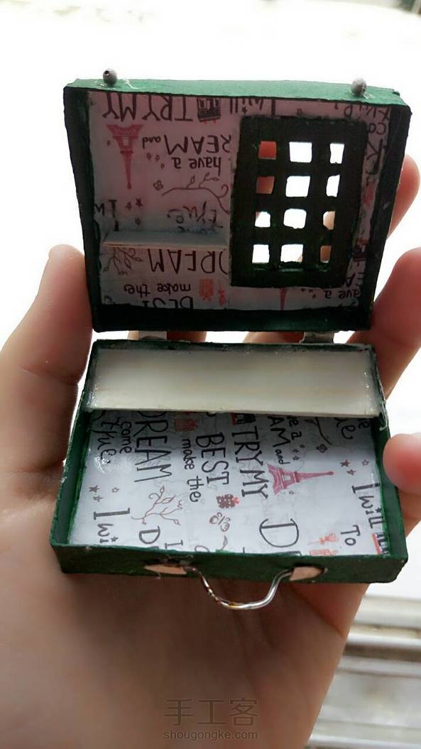 做了一个上午。。。。作为手残的我能做成这样已经很不错了。。。。。手已废。。。求安慰。。。。里面的糕点，还没有做。。。。。懒癌又发作了(°ー°〃)懒得做了。。。。 第4张