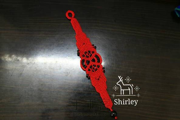 😘在大神指导下修改了中间部分。