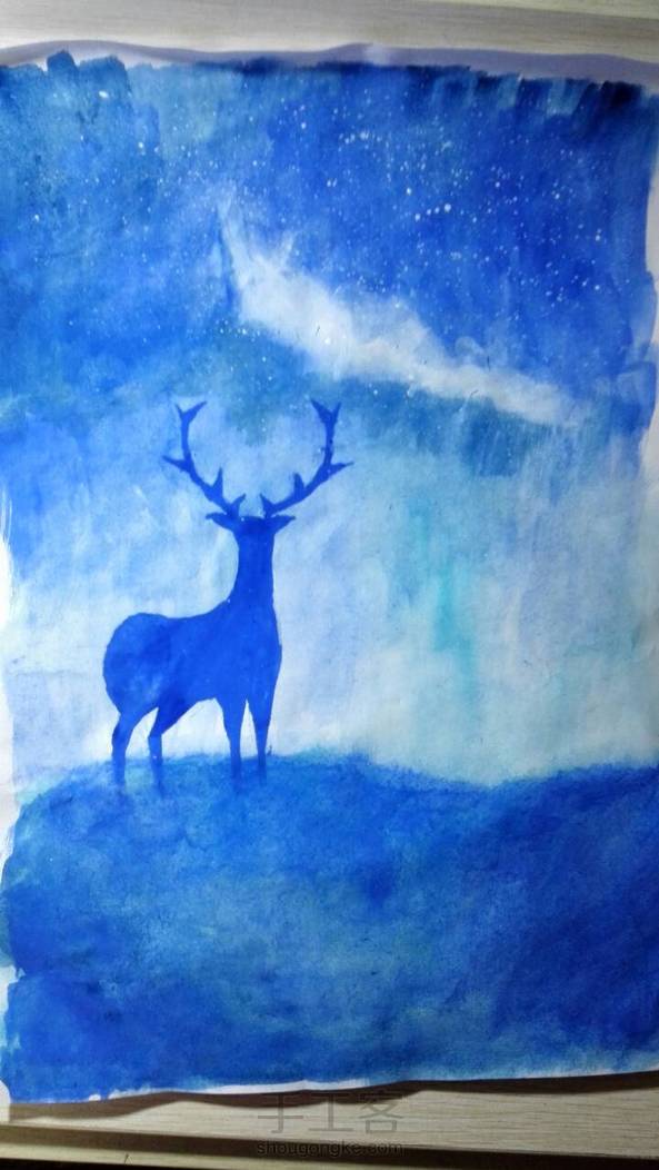 没学过水粉，花15块钱买了水粉瞎作，整张纸都被我弄皱了😂😂