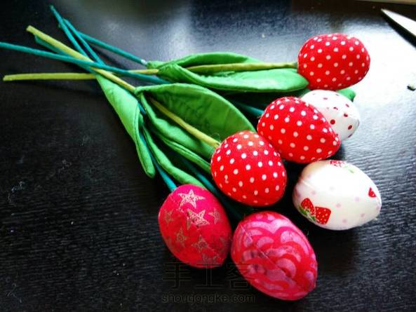 郁金香布艺花
感兴趣进教程