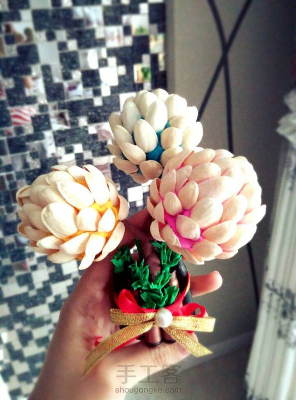 开心果壳小盆栽~   快来拯救年后坚果壳吧~  教程点击下方链接哦~