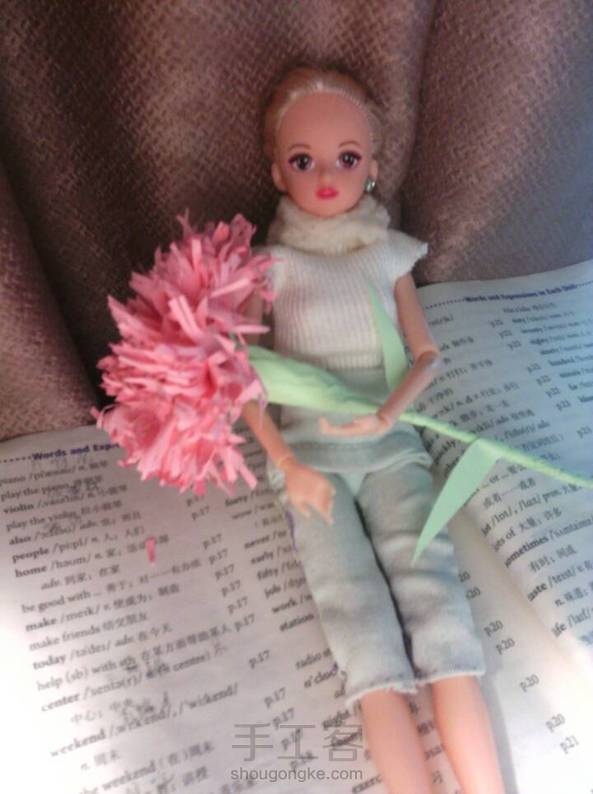 三八妇女节送妈妈一朵康乃馨吧！