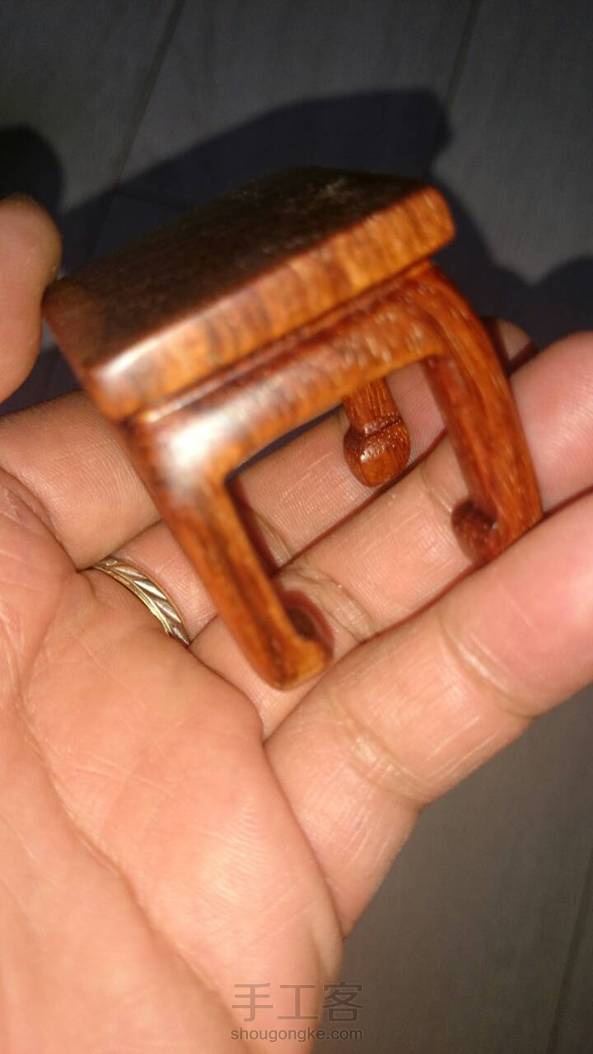 习作，叫做凳子或者边几 第2张