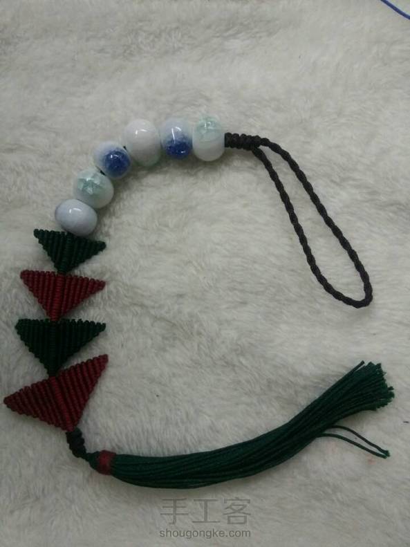 项链没完成，最后加了个流须几颗珠成挂件了，也好看，谢谢了。。。