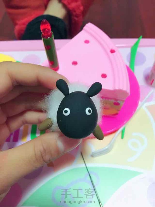 身体用宝丽球做的，有点小 😢