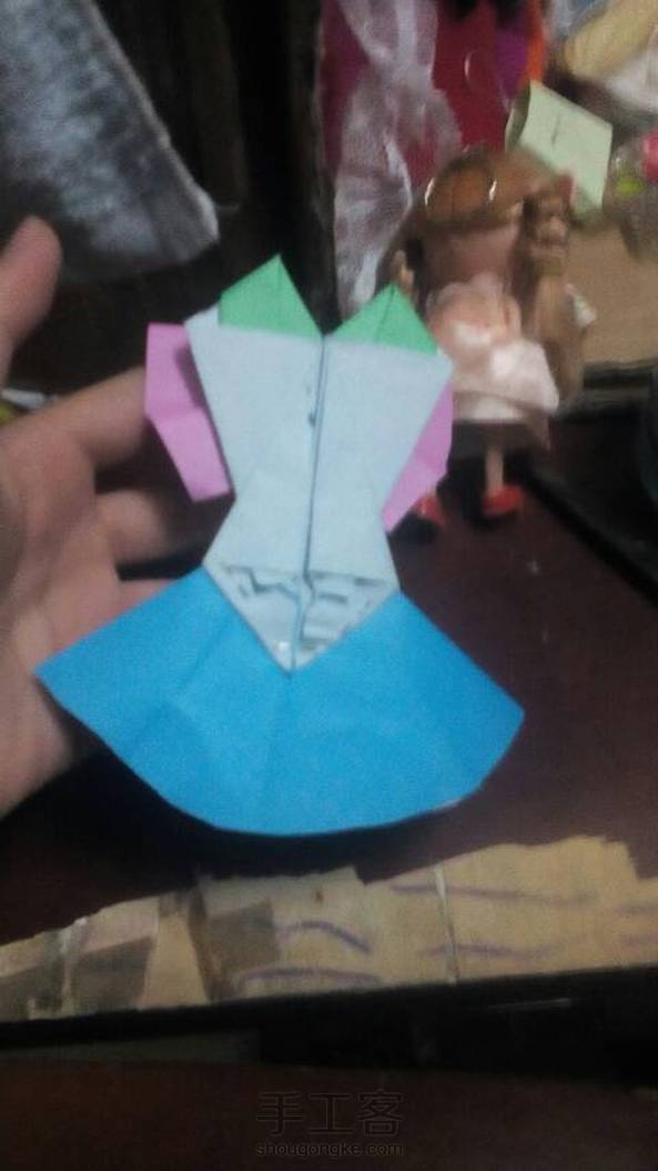 好可爱的美少女套装，我已经尽力了！第五张图片，是因为我折太大了，连娃娃都可以穿！！！

这种折纸，希望大家能点赞呢！ 第2张