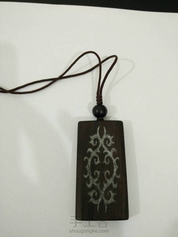 补上两张图，用戒指的下脚料做了个珠子穿上了