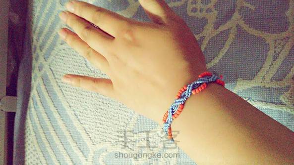 红豆生南国，春来发几枝。 第2张