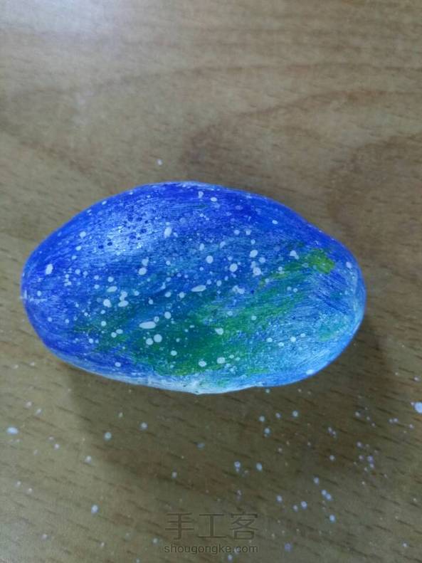 想起方便面包装袋上的“图案仅供参考”，这模仿的差距也太大了。。。