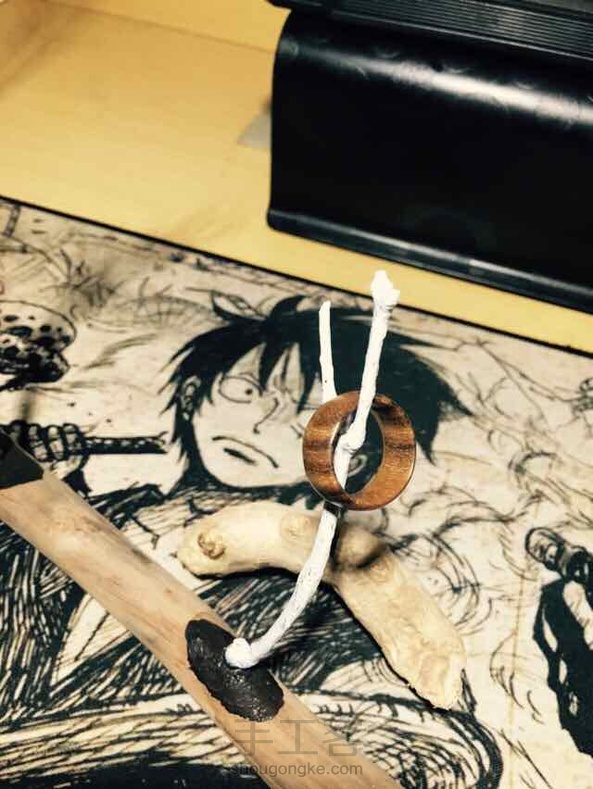 今天又手痒给自己做了个加宽的男款绿檀戒😳

晚安·