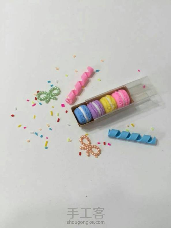 一盒马卡龙💗看泥娃娃的教程做的💗萌化我了 第1张