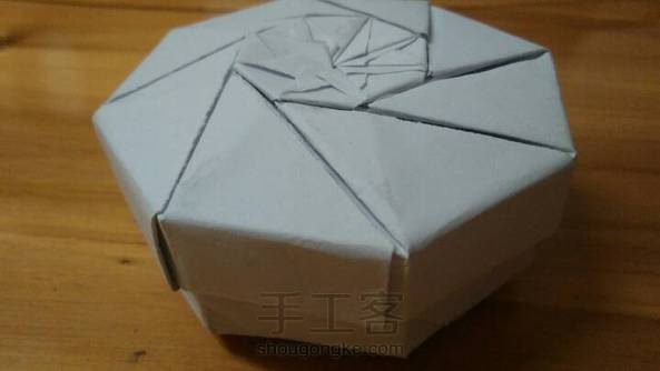 我发现了让礼盒盒身与盒盖不一样高的方法