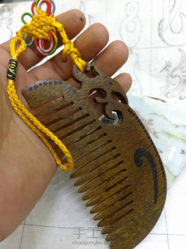 我的第二把木梳，《凤语》，镂空改镶粉！为什么呢！教程里有答案， 第3张