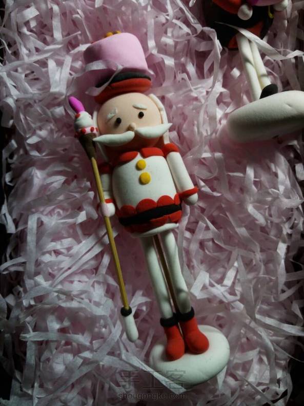 #粘土
最近忙着背书考试，都没有时间玩土了≥﹏≤行李箱也被好多手工材料霸占了，我在考虑怎么把粘土也带回家
不能浪费暑假大把的时间是吧๑乛v乛๑嘿嘿 第3张