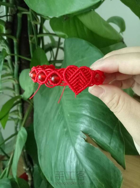 在某宝上看到这款手链，一直想学习。感谢波板糖。。 第1张