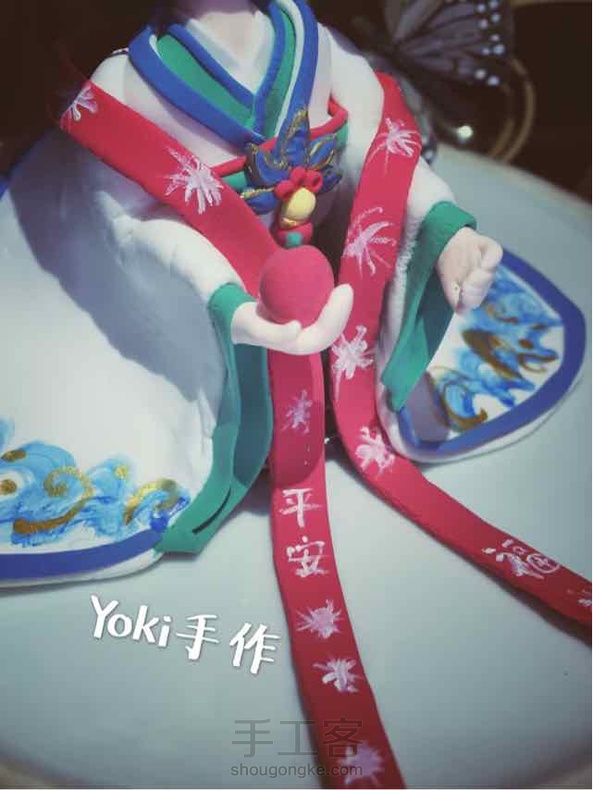 真是学习的榜样照着捏来当车摆件 第1张