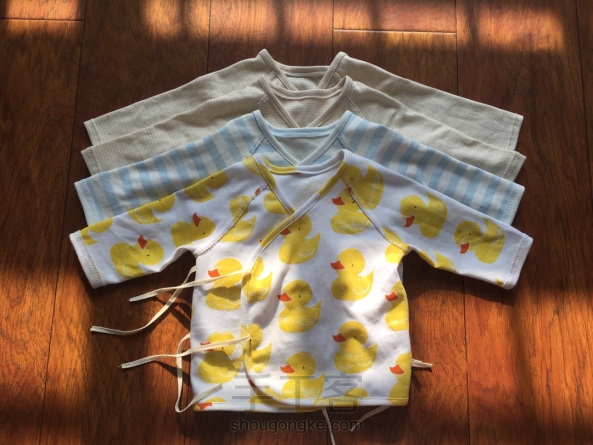 新生儿系带和尚服