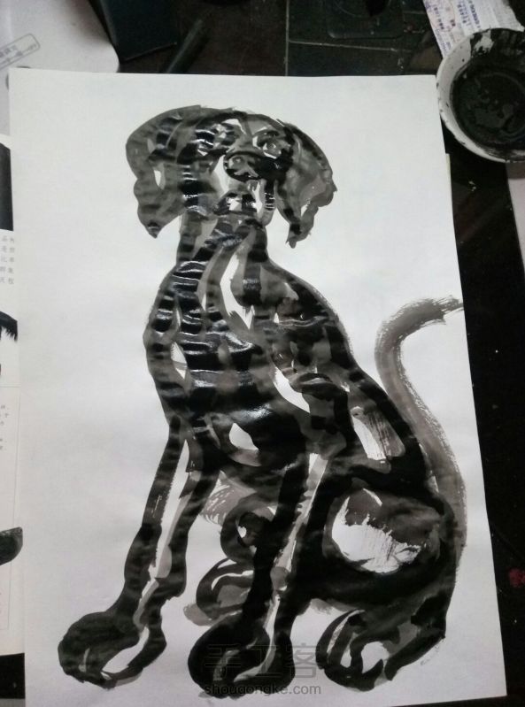 自己画狗的体会，谈不上是国画，只是涂鸦（我用的是粉廉纸）