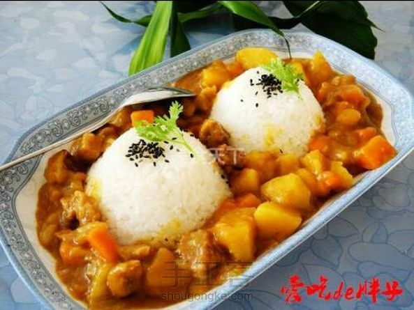 世界十大标志小吃 第三棒,咖喱牛肉饭。转