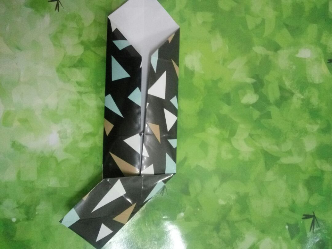 超简单糖果盒果皮盒 第10步