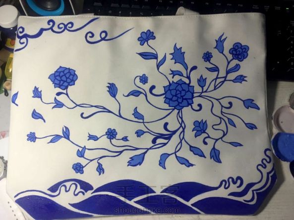 手绘蓝色青花瓷包包