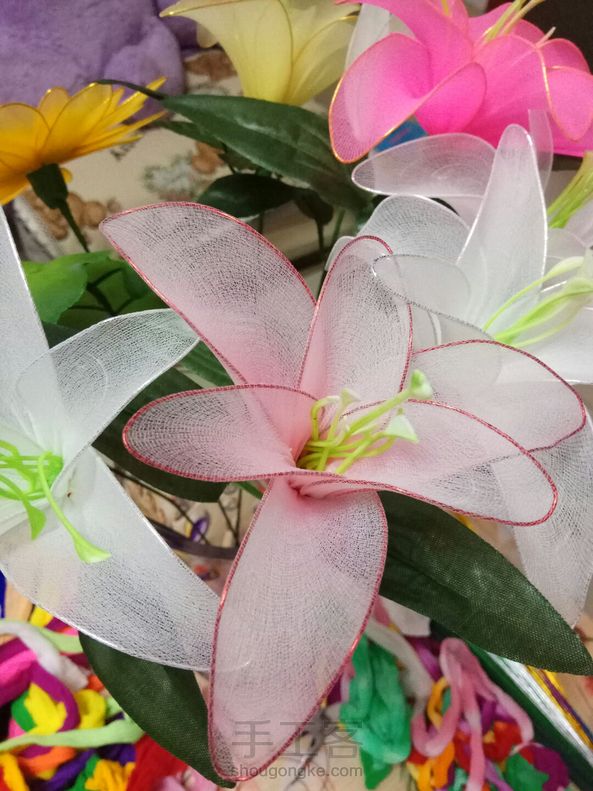 丝网花,百合花