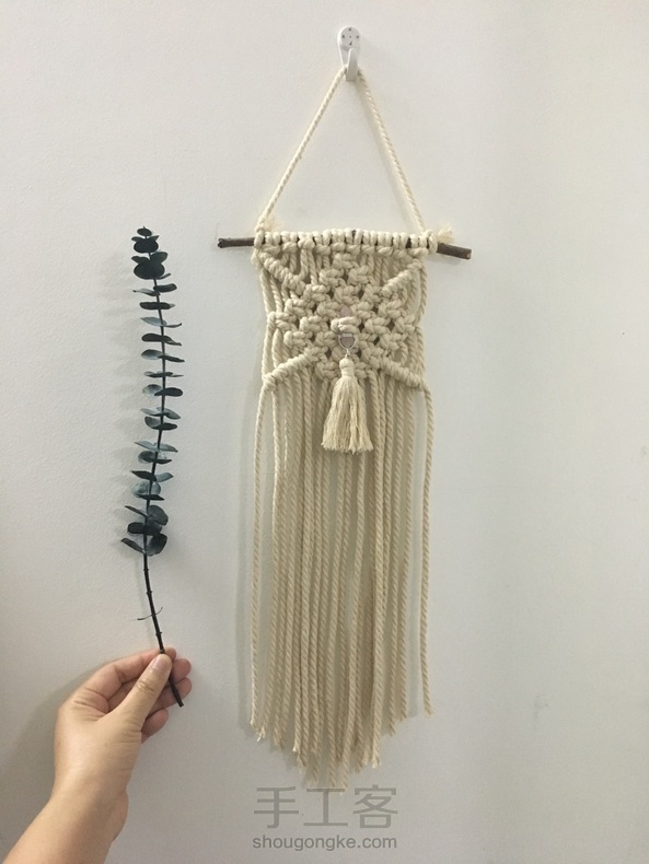 招桃花的手工编织小挂毯壁挂Macrame