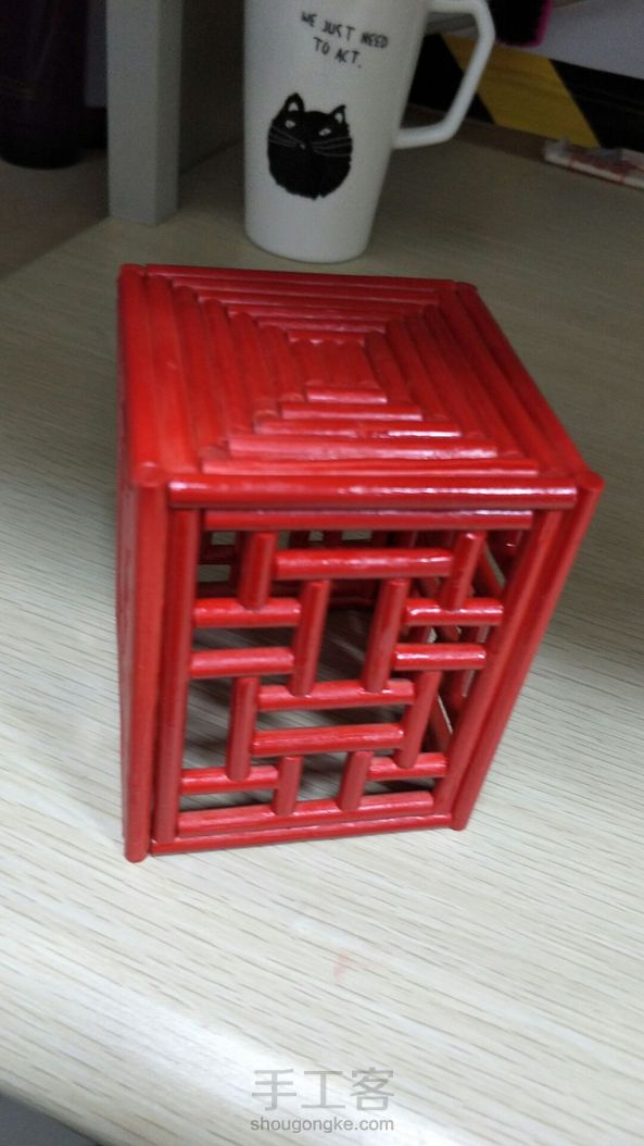 笔筒?灯罩?